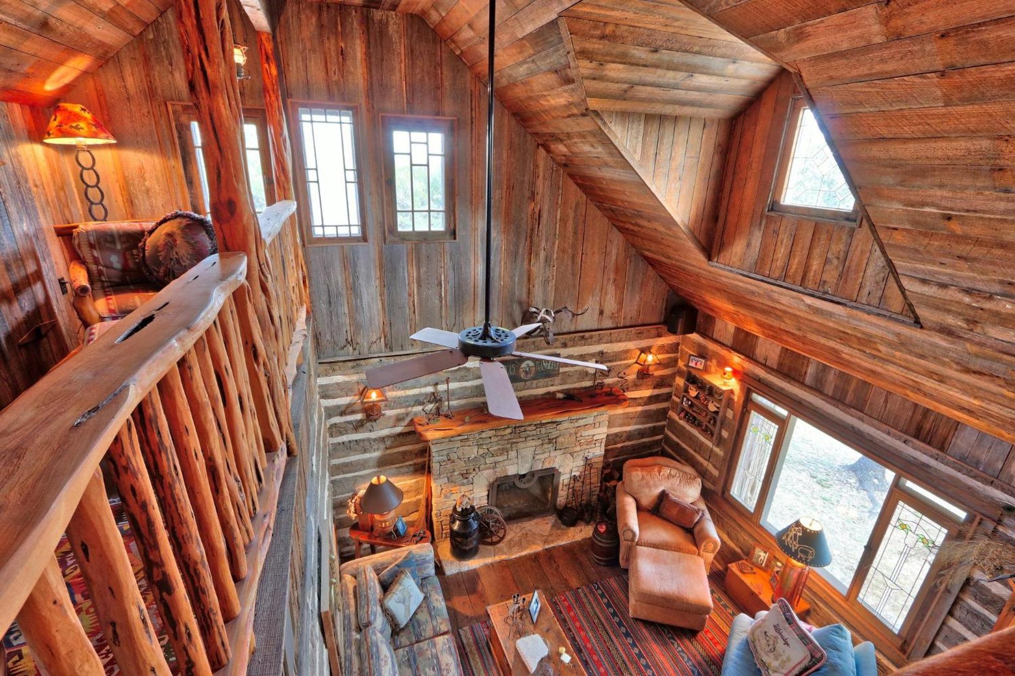 Log Cabin At Old Glory Ranch Wimberley Buitenkant foto