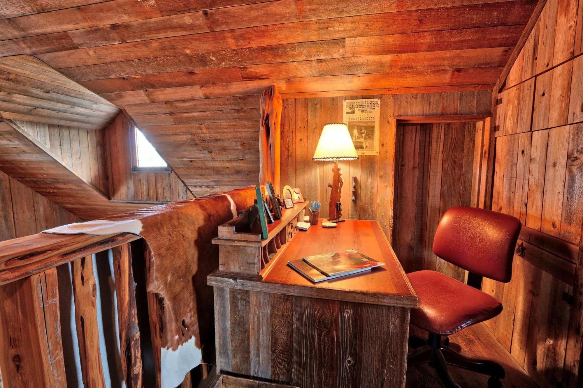 Log Cabin At Old Glory Ranch Wimberley Buitenkant foto